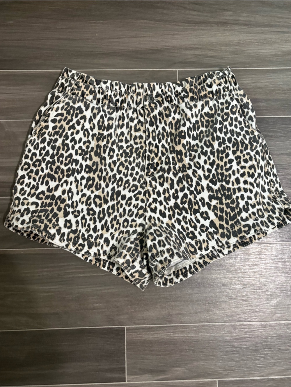 Thread & Supply Paperbag Waist Leopard Shorts